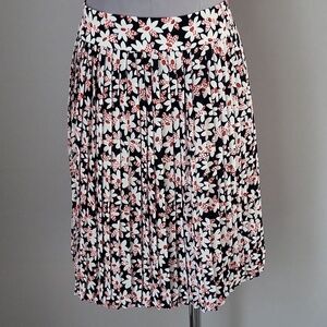 J. Crew Pleated Floral Daisy Skirt - Size 2 - Red Black White - Fully Lined